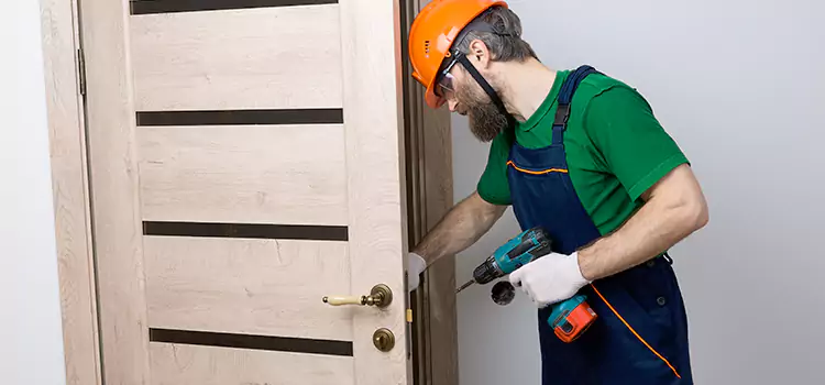Replace Internal Door Handle with Lock Champlin